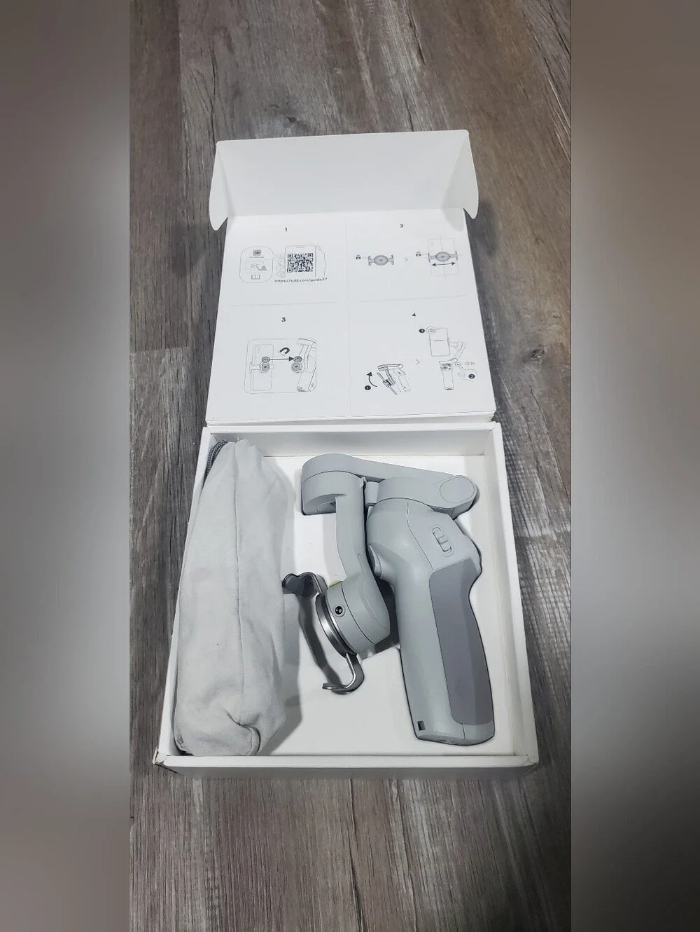 OSMO MOBILE SE - SMARTPHONE STABLIZER Gyro Gimbal